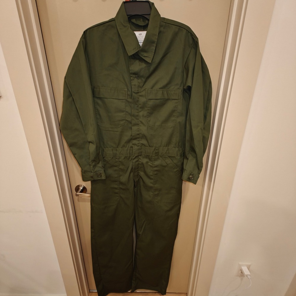 UNICOR US Military Utility Coveralls Olive Green 42R Poly Cotton Work Jumpsuit